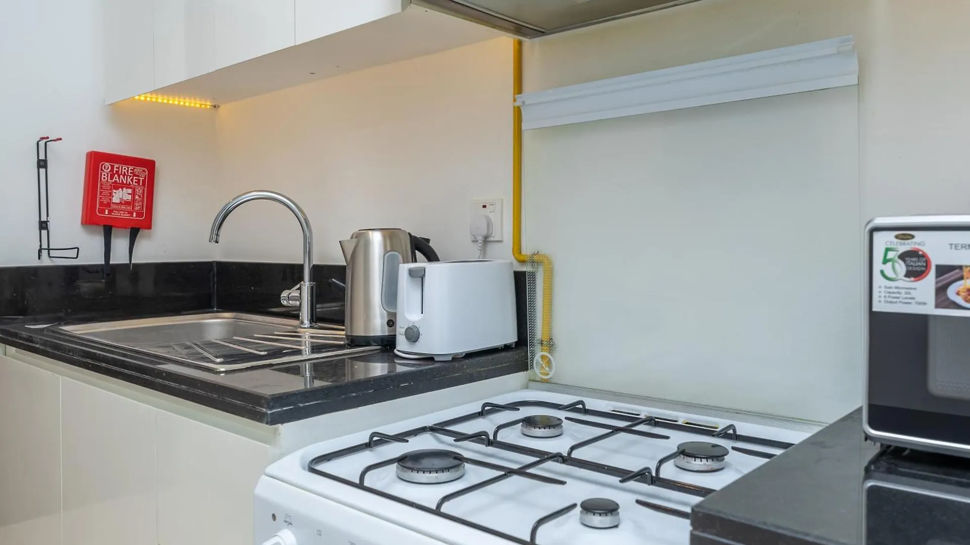 Escape24 Luxury Studio Apartment Golf Promenade Damac Hills Dubai